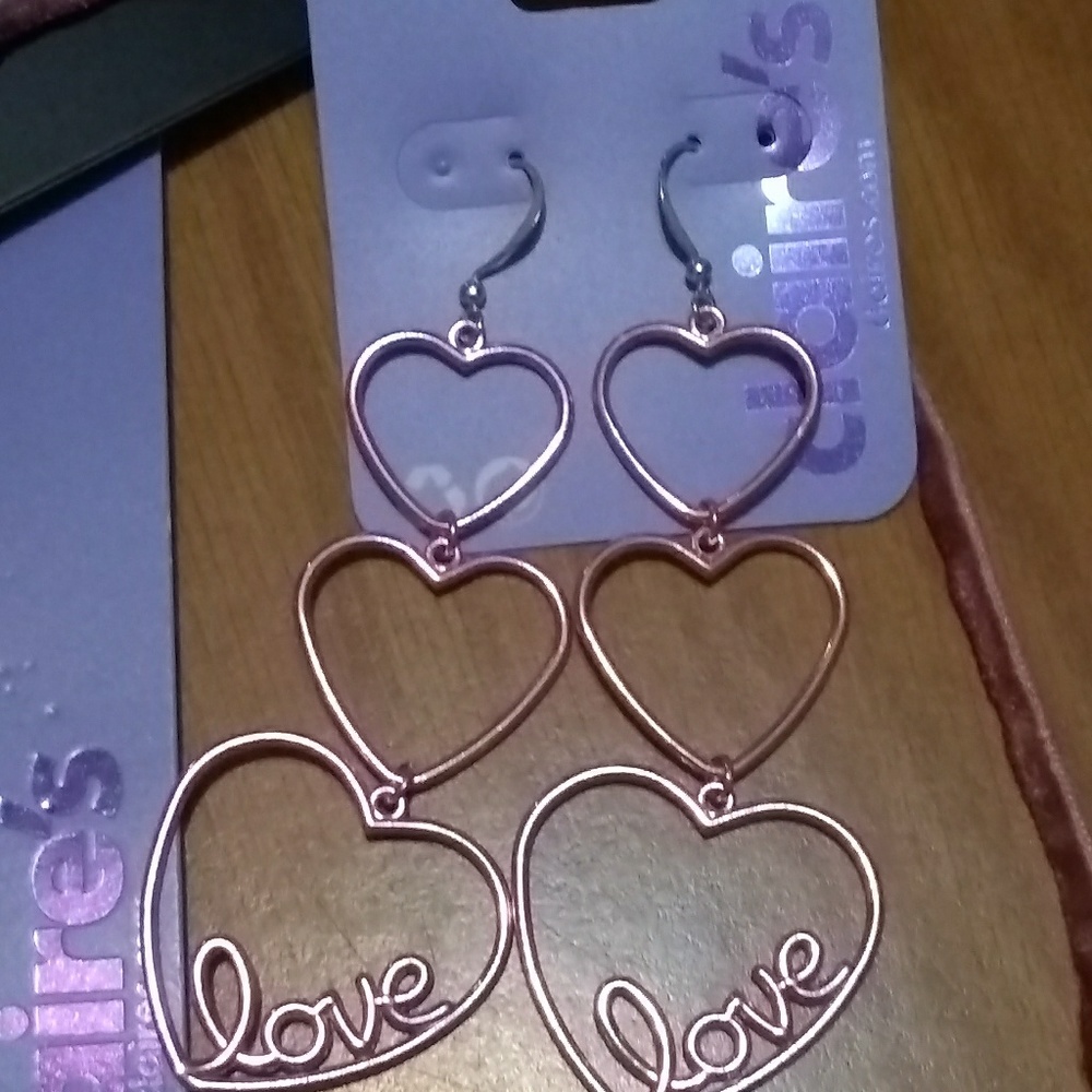 Claire's lot of 3 heart Valentine's jewelry.